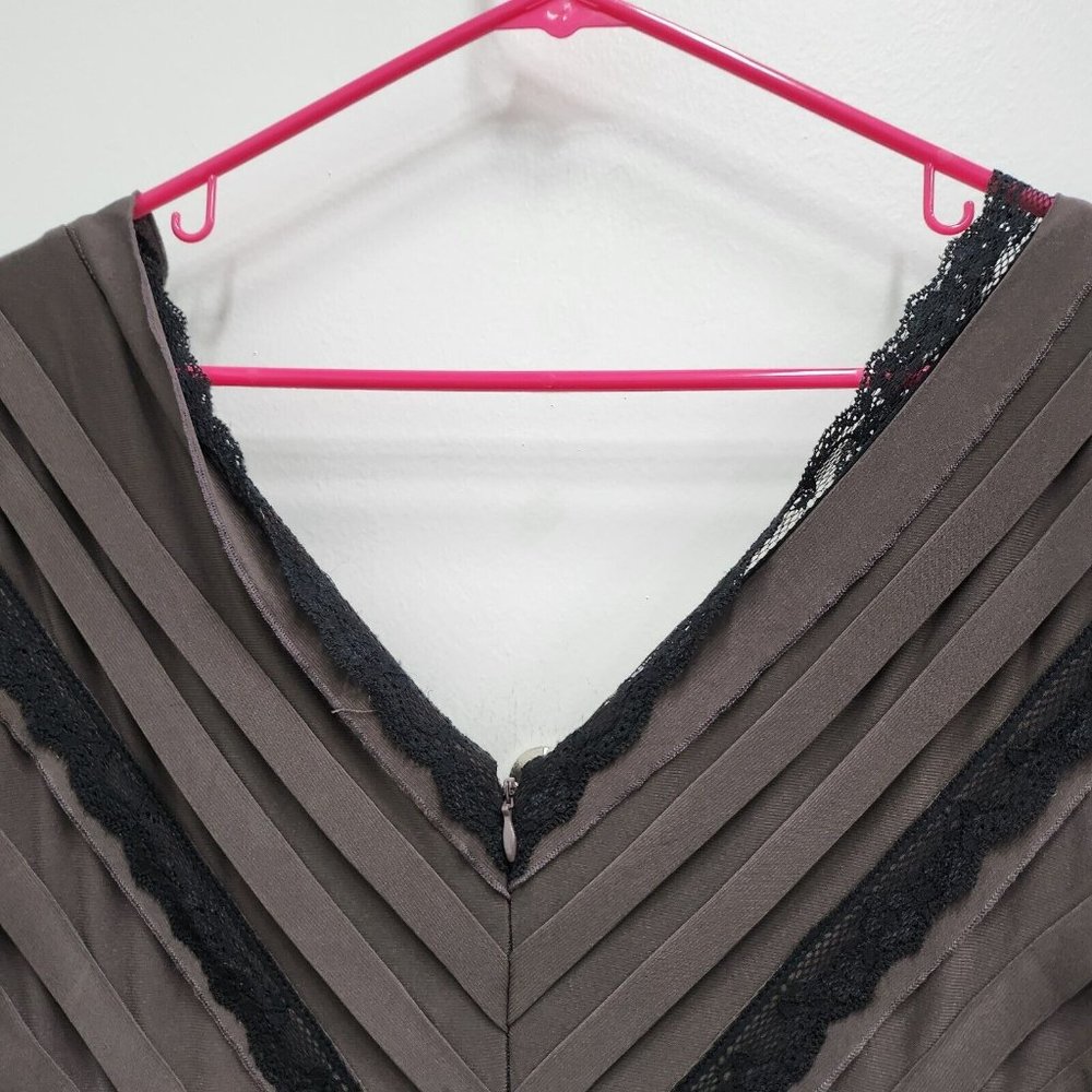 Adrianna Papell Womens Cocktail Dress Size 14 Brown Flat Ruffle Lace Surplice - Picture 9 of 10